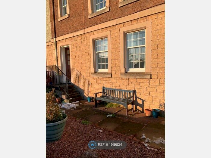 2 Bedroom Flat To Rent In Friarscroft, Dunbar, EH42