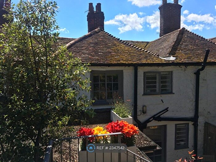 1 Bedroom Terraced House To Rent In Dental Street, Hythe, CT21