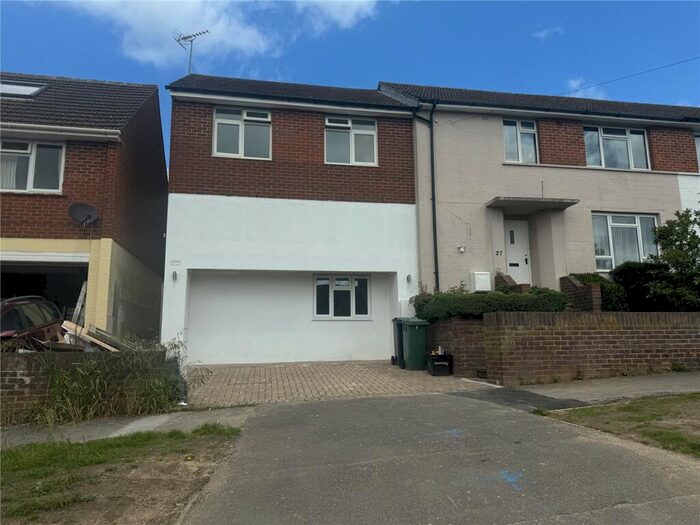 2 Bedroom End Of Terrace House To Rent In Blackthorn Road, Reigate, Surrey, RH2