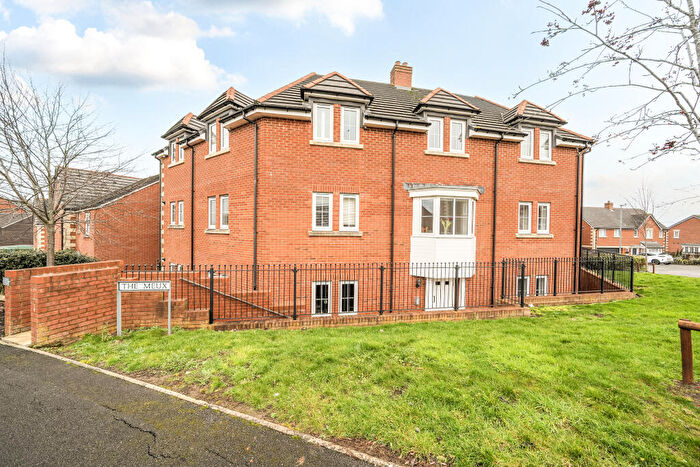 2 Bedroom Flat For Sale In The Meux, Royal Wootton Bassett, SN4