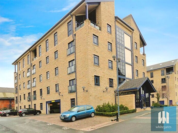 2 Bedroom Apartment For Sale In The Equilibrium, Plover Road, Lindley, Huddersfield, HD3