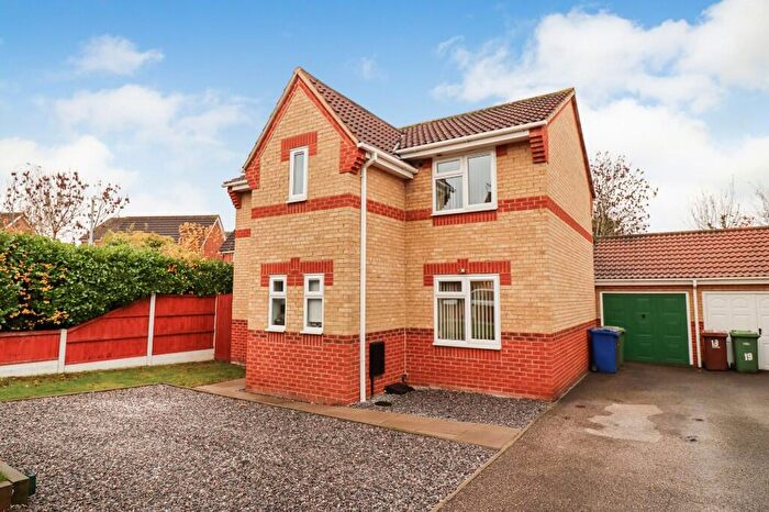 3 Bedroom Detached House For Sale In Douglas Close, Chafford Hundred, Grays, RM16