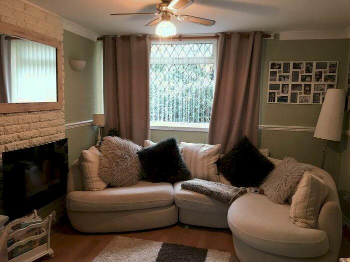 3 Bedroom Terraced House To Rent In Chedworth Close, Redditch, B98