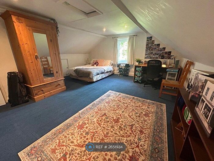 4 Bedroom Terraced House To Rent In Well Street, Exeter, EX4