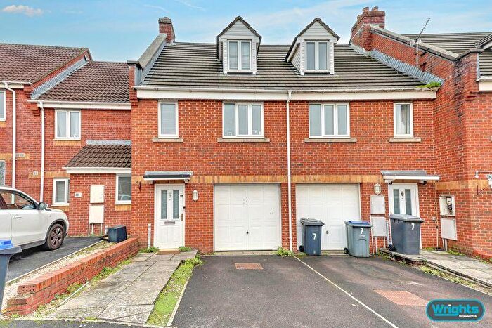 3 Bedroom Terraced House For Sale In Manley Close, Trowbridge, BA14