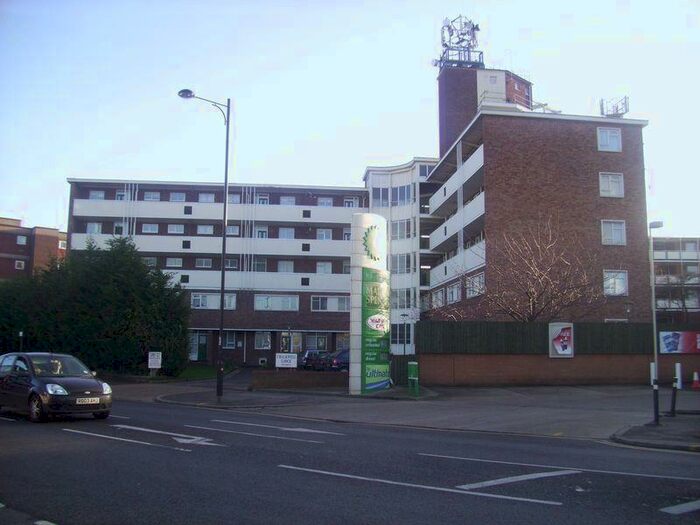 2 Bedroom Maisonette To Rent In London Road, Westcliff-On-Sea, SS0