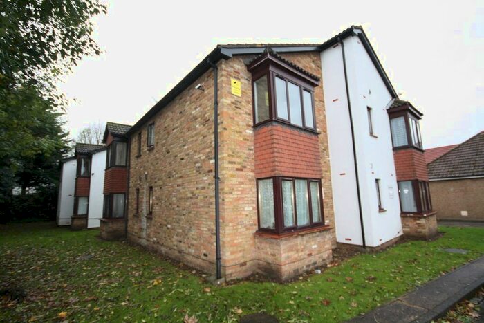 Studio To Rent In Harlington Road, Uxbridge, UB8