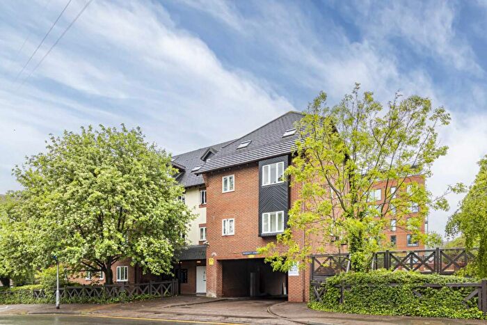 2 Bedroom Apartment To Rent In Regency Court, Alexandra Road, Hemel Hempstead, Hertfordshire, HP2