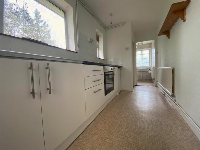 3 Bedroom Detached Bungalow To Rent In Lindsey, Ipswich, IP7