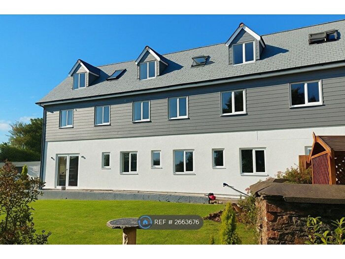 2 Bedroom Flat To Rent In Clease Road, Camelford, PL32