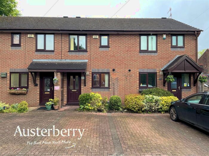 2 Bedroom Town House To Rent In Victoria Street, Stoke-On-Trent, ST4