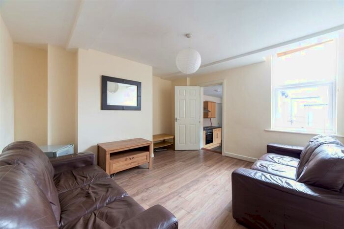 6 Bedroom Maisonette To Rent In &#pppw - Forsyth Road, Jesmond, NE2