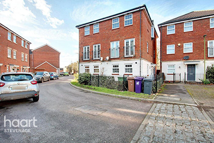 3 Bedroom Semi-Detached House For Sale In Whernside Drive, Stevenage, SG1