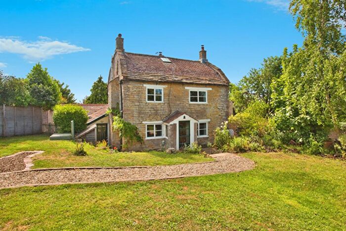 4 Bedroom Character Property For Sale In Chedington Lane, Mosterton, Beaminster, DT8