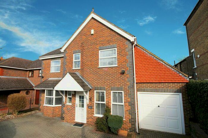 4 Bedroom Detached House To Rent In Maidstone Road, Rochester, ME1