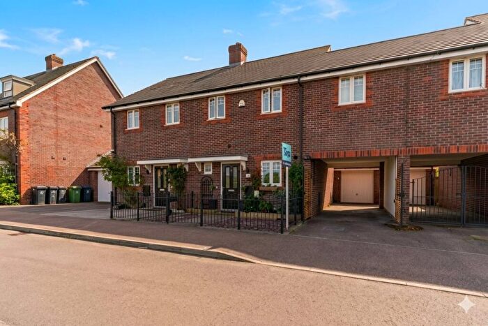 4 Bedroom Terraced House For Sale In Somerley Drive, Crawley, RH10