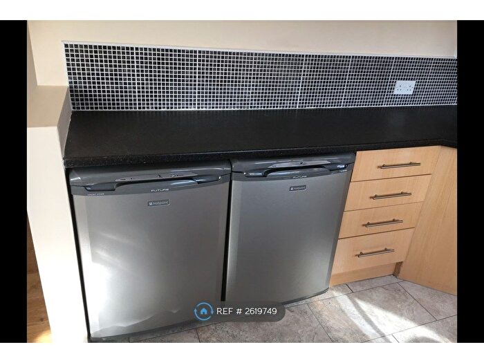 1 Bedroom Flat To Rent In St. Awdrys Road, Barking, IG11