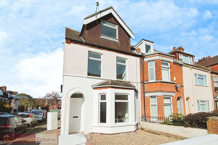 4 Bedroom Town House To Rent In Bournemouth Road, Folkstone, CT19
