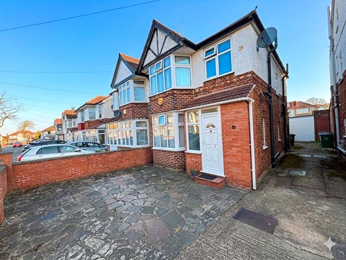 3 Bedroom Semi Detached House For Sale In Clydesdale Avenue, Stanmore, Middlesex, HA7