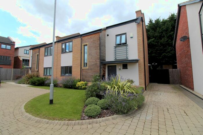 3 Bedroom Semi-Detached House To Rent In Hawksbill Way, Peterborough, PE2