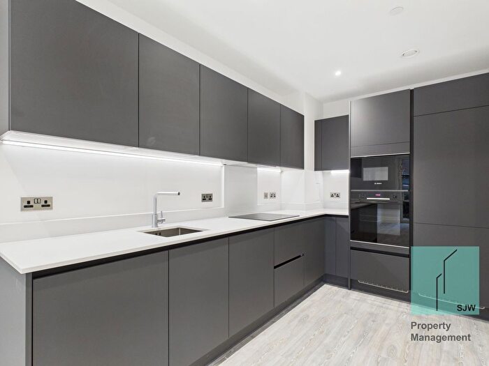 1 Bedroom Flat To Rent In Gwen Davis Way, Lilium Court, RM9