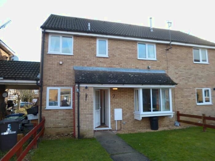 2 Bedroom Property To Rent In The Sycamores, Milton, Cambridge, CB24