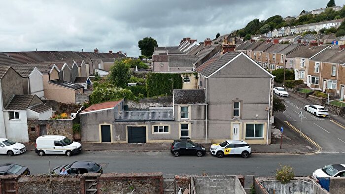4 Bedroom End Of Terrace House For Sale In , Norfolk Street, Swansea, South Wales, SA1