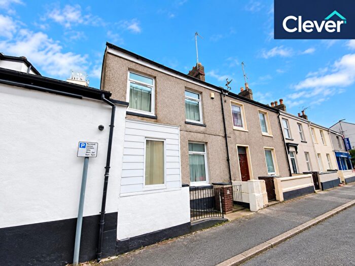 4 Bedroom End Of Terrace House For Sale In Regent Street, Central, Plymouth, PL4