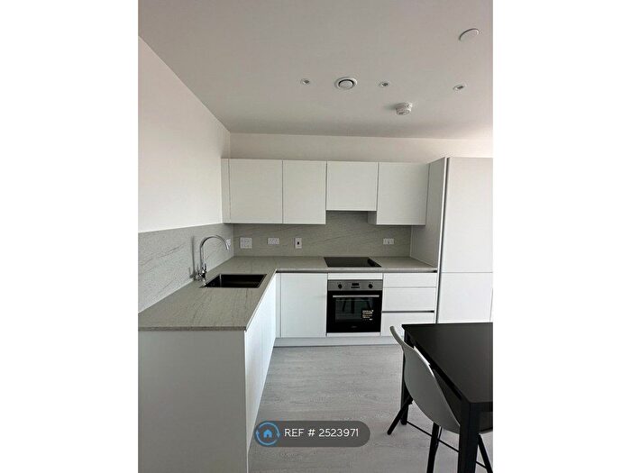 1 Bedroom Flat To Rent In Shearwater Drive, London, NW9
