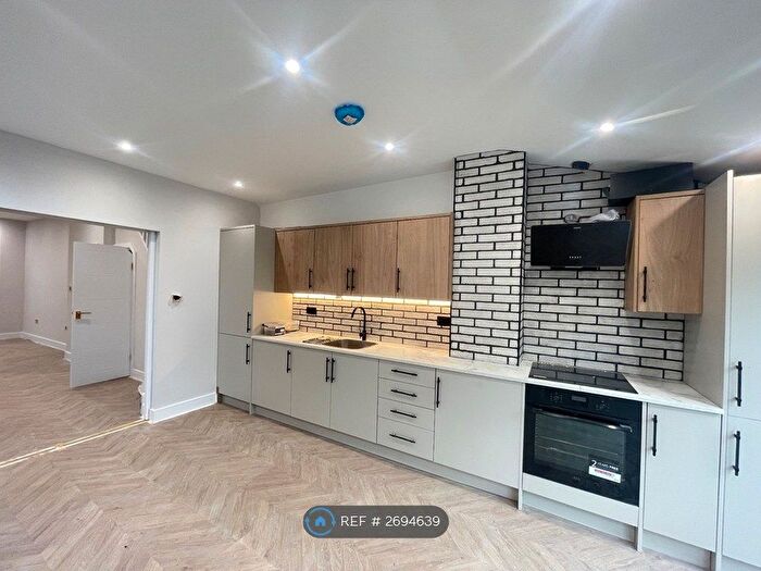 3 Bedroom Semi Detached House To Rent In Carlingford Road, London, N15