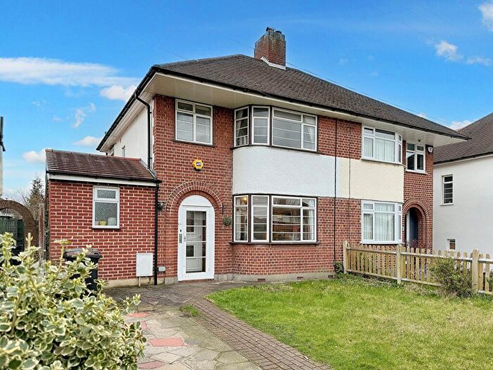 3 Bedroom Semi Detached House For Sale In St Johns Road, Petts Wood, Orpington, BR5