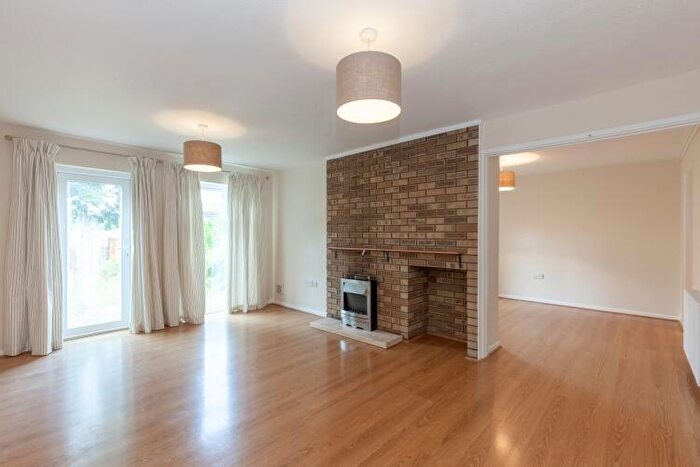 5 Bedroom Semi-Detached House To Rent In Nethercote Road, Tackley, OX5