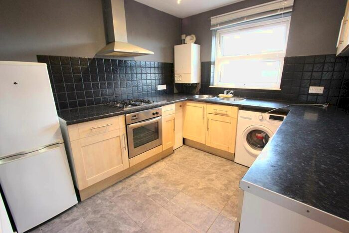 1 Bedroom Flat To Rent In Athelstan Walk North, Welwyn Garden City, AL7