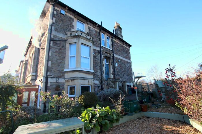 1 Bedroom Flat To Rent In Lower Oldfield Park, Bath BA2