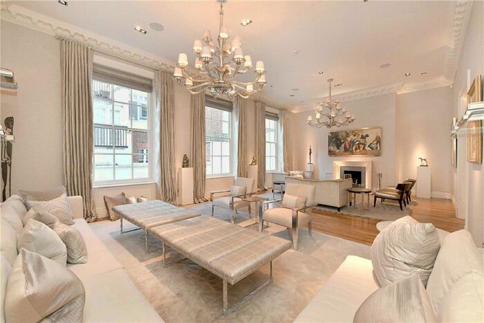 5 Bedroom Flat To Rent In Upper Grosvenor Street, Mayfair, London, W1K