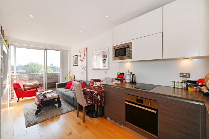 1 Bedroom Flat For Sale In Riverdale House, Molesworth Street, Lewisham, SE13