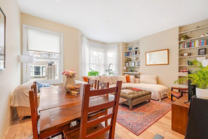 4 Bedroom Flat For Sale In Leander Road, SW2