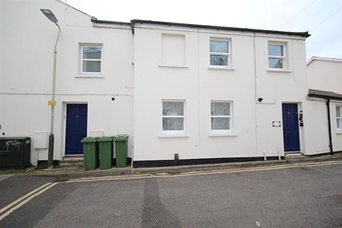 1 Bedroom Apartment To Rent In Park Street, Cheltenham, GL50