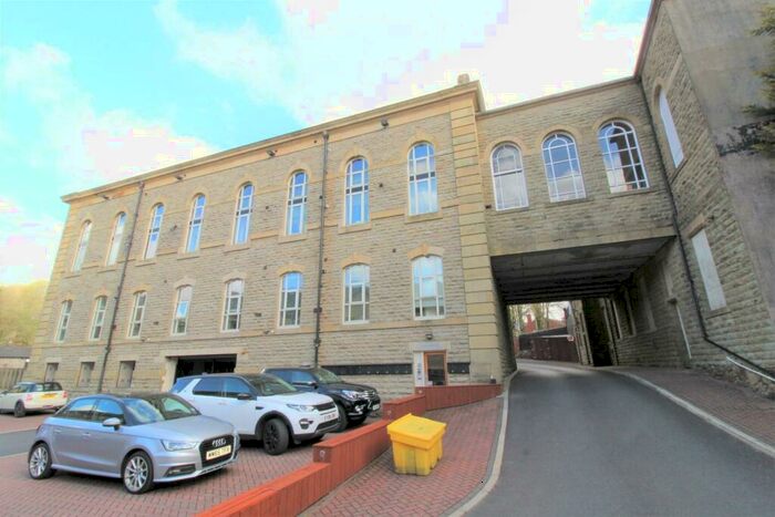 2 Bedroom Apartment To Rent In Forest Bank Court, Crawshawbooth, Rossendale, BB4