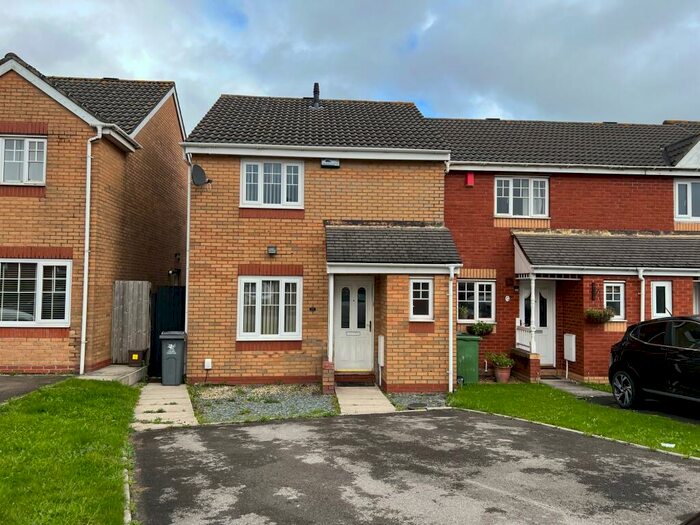 3 Bedroom House To Rent In Clos Avro, Pengam Green, Cardiff, CF24