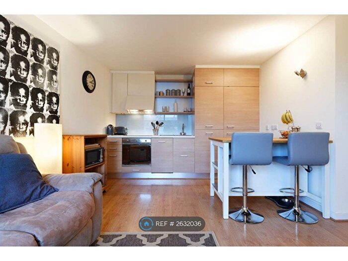 1 Bedroom Flat To Rent In Deals Gateway, London, SE13