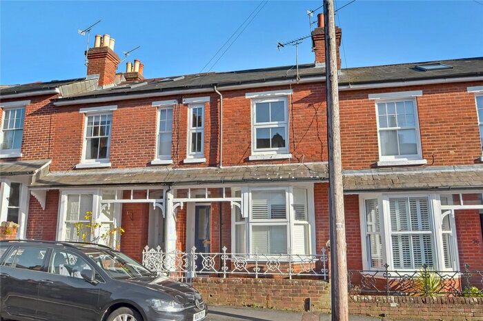 1 Bedroom Flat To Rent In Brassey Road, Winchester, Hampshire, SO22