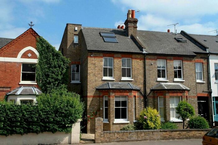 2 Bedroom Maisonette To Rent In Frances Road, Windsor, SL4