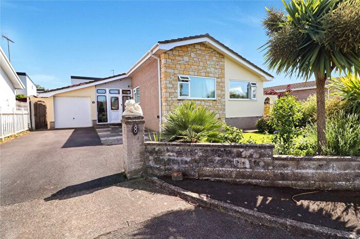 3 Bedroom Bungalow For Sale In Allenstyle Close, Yelland, Barnstaple, Devon, EX31