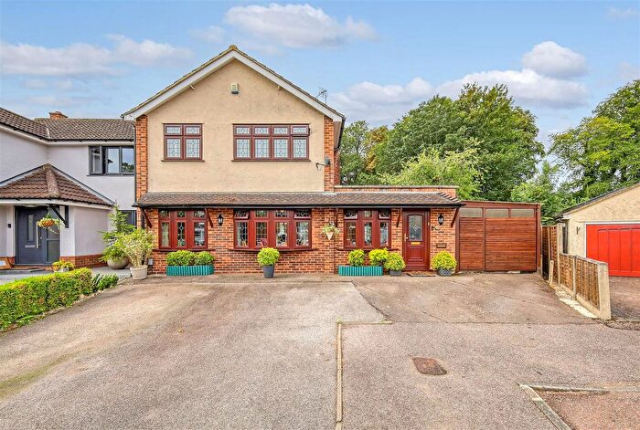 3 Bedroom Semi-Detached House For Sale In Amwell Lane, Stanstead Abbotts, SG12