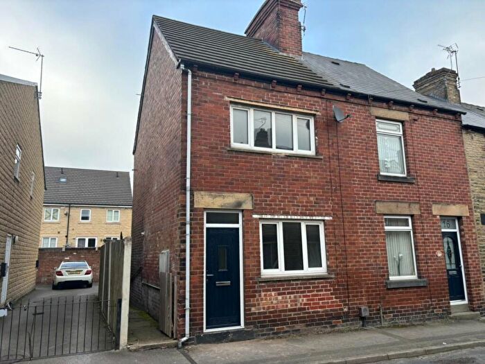 2 Bedroom House To Rent In Allott Street, Hoyland Common, S74