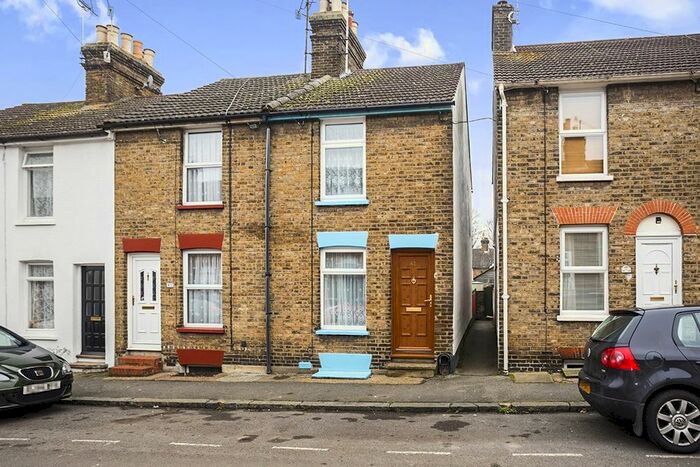 2 Bedroom Terraced House To Rent In St. Johns Road, Faversham, Kent, ME13