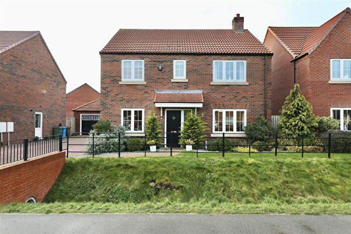 4 Bedroom Detached House For Sale In Little Wold Lane, South Cave, Brough, HU15