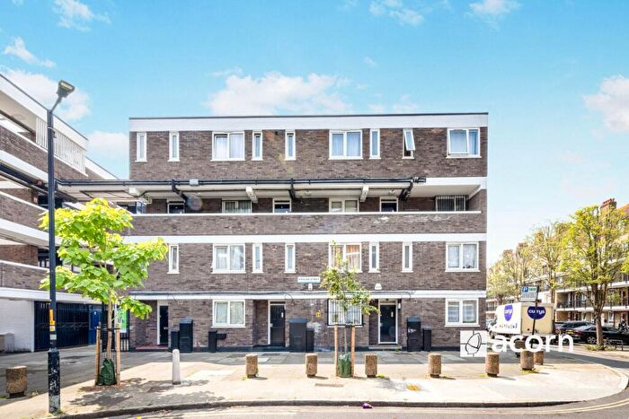 3 Bedroom House To Rent In Kinglake Street London, SE17