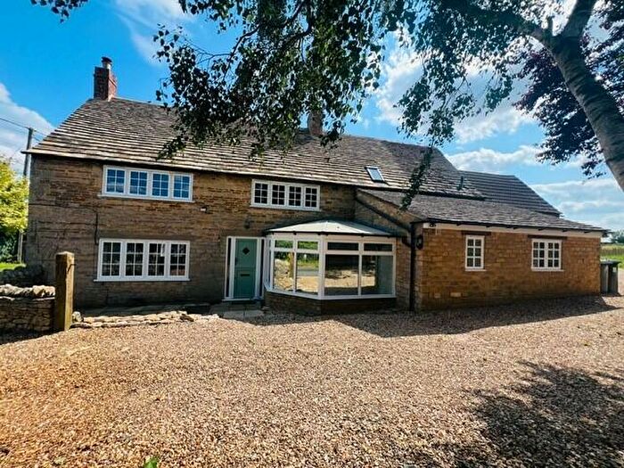 4 Bedroom House To Rent In Main Street, Southorpe, Stamford, PE9